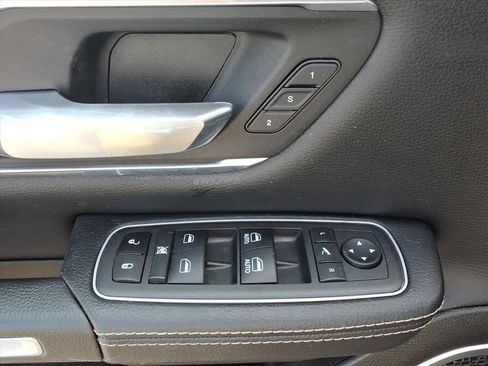 Used 2022 RAM 1500 Laramie AWD/4WD image 20