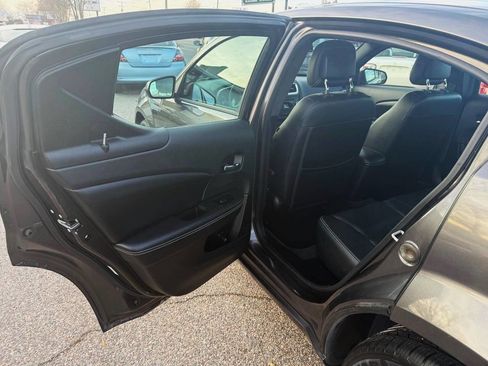 Used 2014 Dodge Avenger SXT w/ Rallye Appearance Group image 15