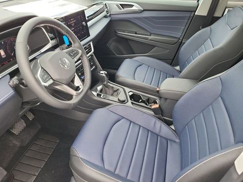 New 2026 Volkswagen Taos SEL image 11