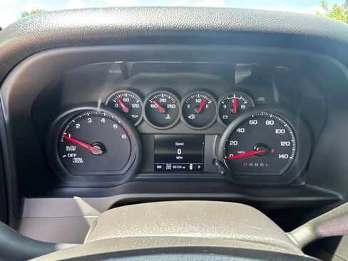 Used 2024 Chevrolet Silverado 1500 Custom Trail Boss AWD/4WD image 4