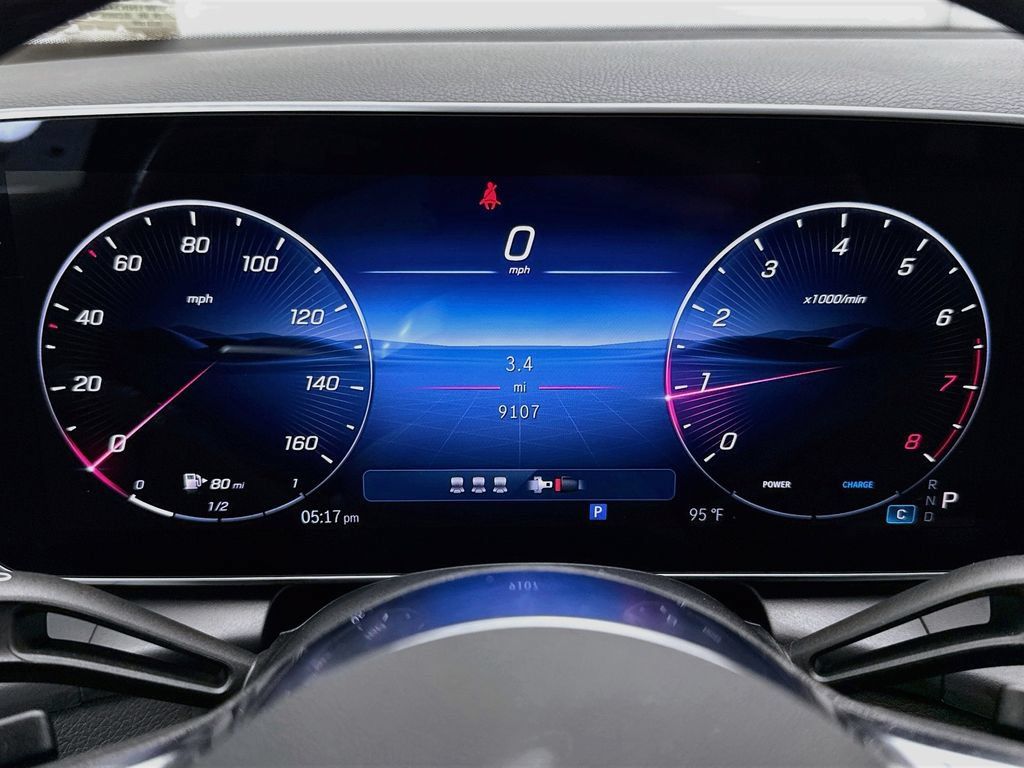 Used 2026 Mercedes-Benz GLC 300 image 32