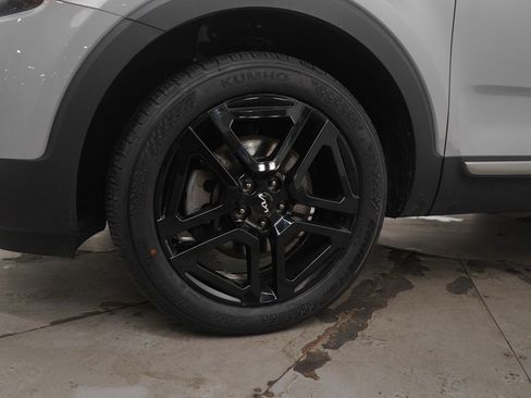 Used 2023 Kia Telluride SX X-Line image 28