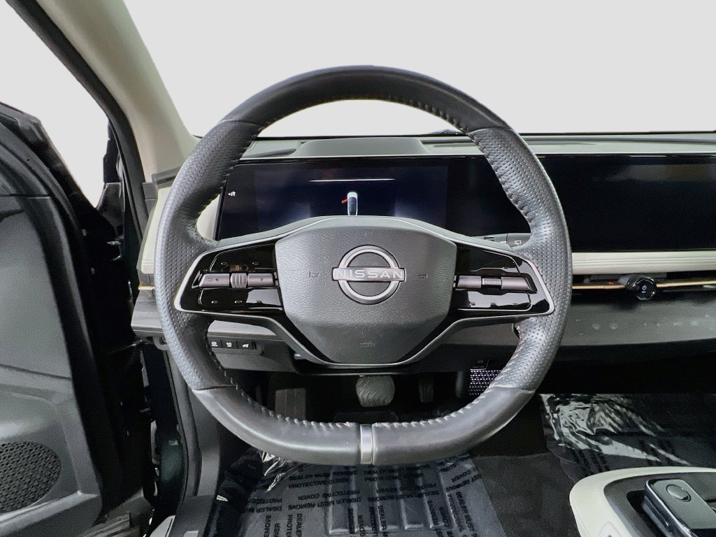Used 2023 Nissan Ariya AWD image 10