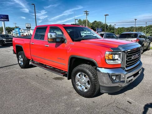 Used 2017 GMC Sierra 2500 SLT AWD/4WD image 10
