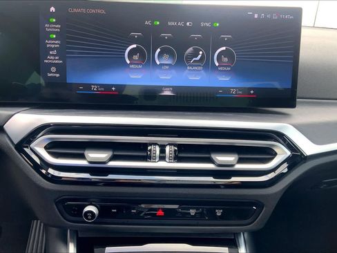 Used 2024 BMW 330i Sedan image 34