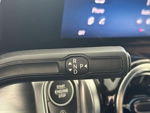 Certified 2025 Mercedes-Benz GLB 250 GLB 250 image 17