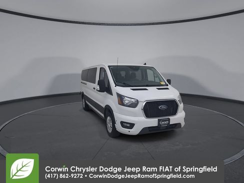 Used 2024 Ford Transit 350 XLT RWD image 4