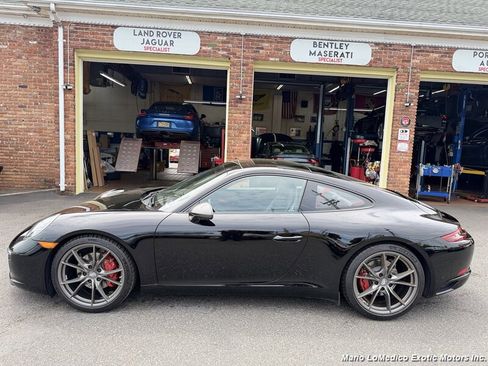 Used 2019 Porsche 911 Carrera T RWD image 13