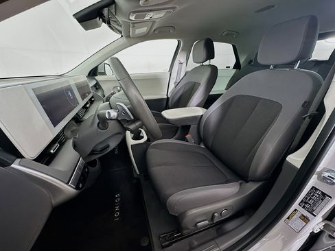 Used 2024 Hyundai Ioniq 5 SEL RWD image 13