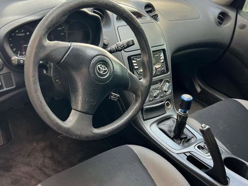 Used 2003 Toyota Celica GT image 5