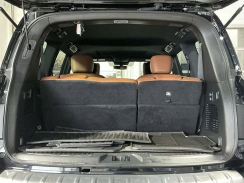 Used 2023 INFINITI QX80 Sensory w/ Cargo Package image 35