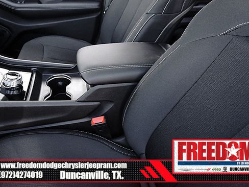 New 2025 Jeep Grand Cherokee L Laredo RWD image 35