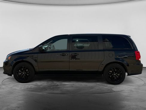 Used 2020 Dodge Grand Caravan GT FWD image 5