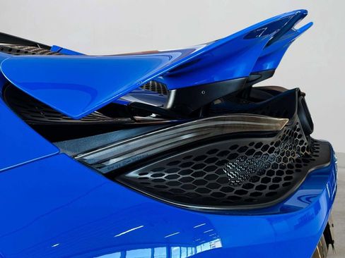 New 2027 McLaren 750S Spider RWD image 40