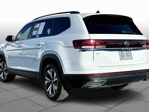 Certified 2024 Volkswagen Atlas SE image 22
