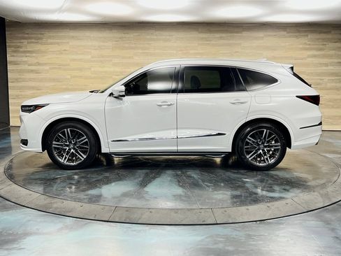 Used 2025 Acura MDX SH-AWD w/ Advance Package image 24