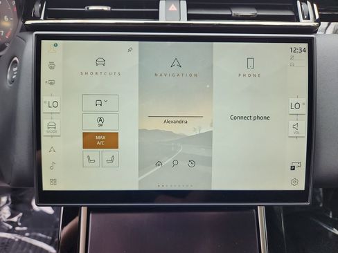 Used 2026 Land Rover Range Rover Velar Dynamic SE image 17