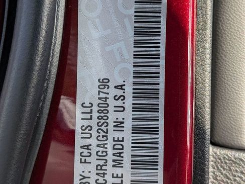 New 2025 Jeep Grand Cherokee Altitude image 34