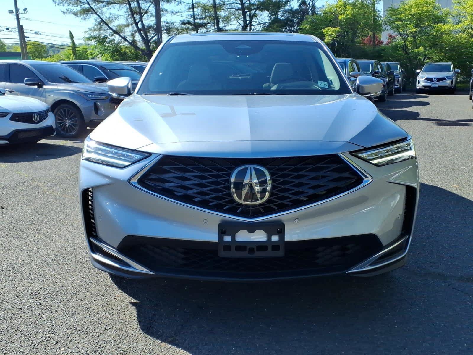 Used 2026 Acura MDX w/ Technology Package AWD/4WD image 2