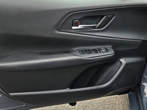 Used 2024 Toyota Prius Prime FWD image 10