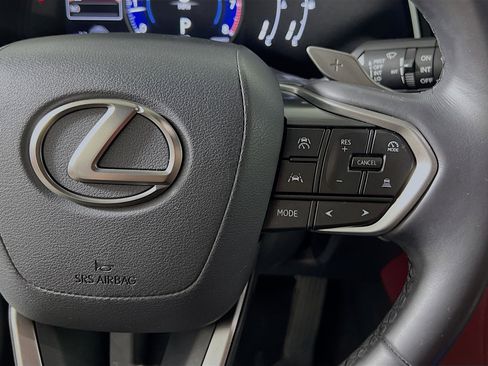 Used 2024 Lexus NX 250 FWD w/ Towing Package (2000 Lbs) image 20