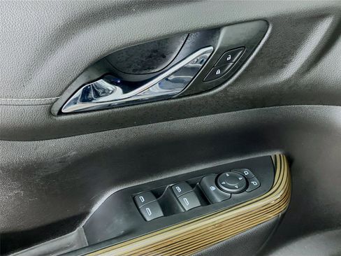 Used 2022 GMC Acadia SLE w/ Driver Convenience Package image 21