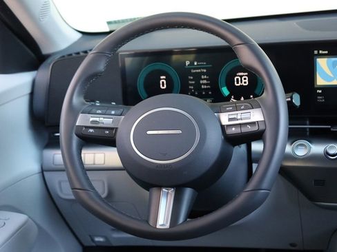 Used 2025 Hyundai Kona SEL image 26