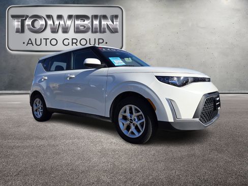 Certified 2024 Kia Soul LX w/ Option Group 015 image 2