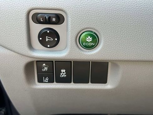Used 2020 Honda Pilot EX image 25