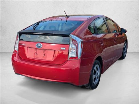 Used 2014 Toyota Prius Three image 5