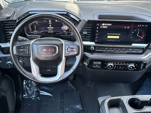 Used 2025 GMC Sierra 1500 SLT image 16