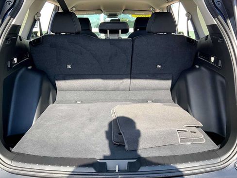 Used 2025 Honda CR-V LX image 32