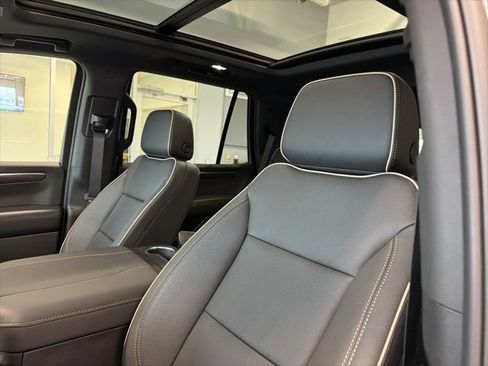 Used 2026 Chevrolet Tahoe Premier w/ Sun And Tow Package image 17