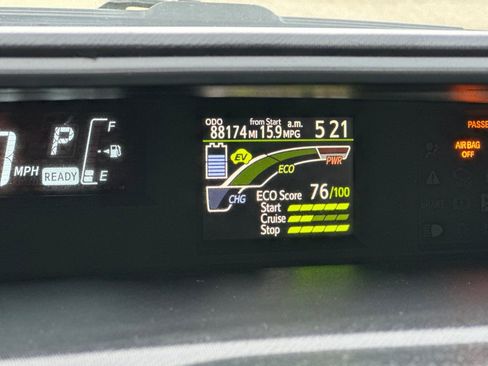 Used 2015 Toyota Prius C Four image 25