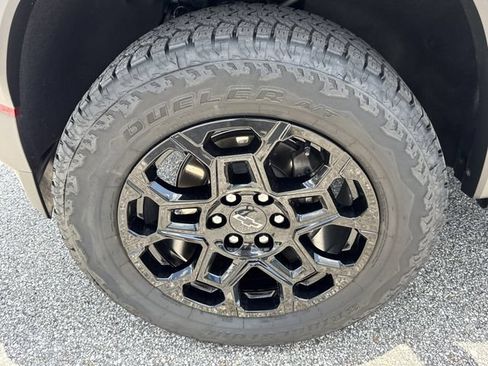 Used 2026 Chevrolet Colorado Trail Boss AWD/4WD image 9