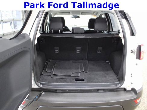 Used 2018 Ford EcoSport SE image 5