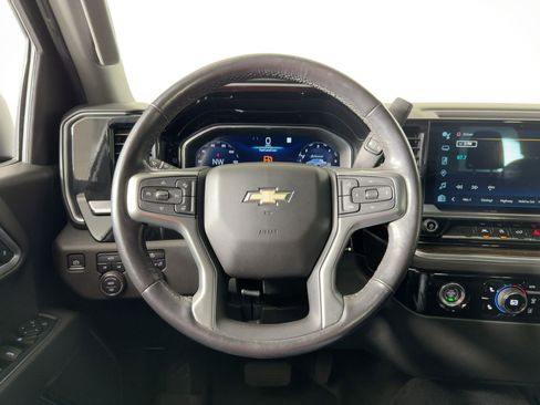 Used 2022 Chevrolet Silverado 1500 LT image 16