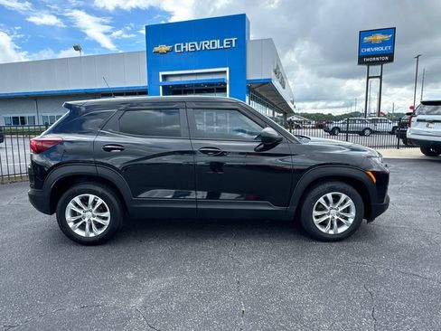 Used 2023 Chevrolet TrailBlazer LS FWD image 5