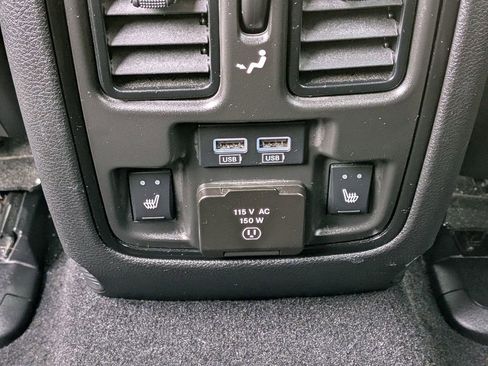 Used 2023 Dodge Durango GT image 27