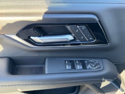 New 2026 GMC Yukon XL Denali w/ Denali Reserve Package image 29