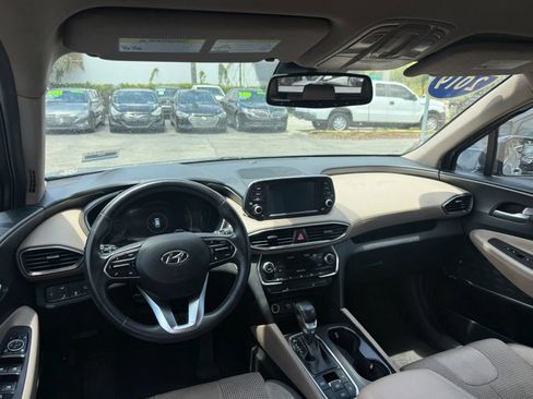 Used 2019 Hyundai Santa Fe SEL FWD image 11