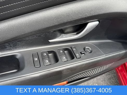 Used 2024 Hyundai Elantra SEL FWD image 16