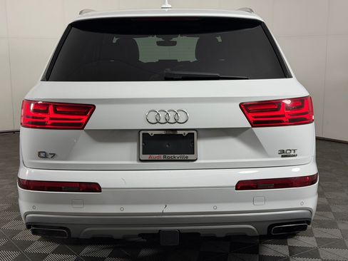 Used 2017 Audi Q7 3.0T Premium Plus w/ Premium Plus Package AWD/4WD image 10