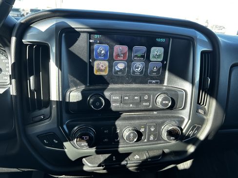 Used 2018 Chevrolet Silverado 1500 LT w/ All Star Edition image 15