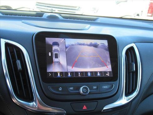 Used 2019 Chevrolet Equinox Premier image 24