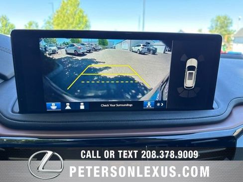 Used 2025 Acura MDX SH-AWD w/ Technology Package image 19