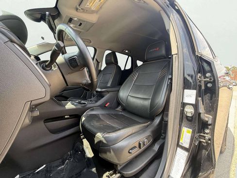 Used 2023 GMC Terrain AT4 AWD/4WD image 19