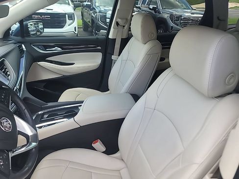 Used 2023 Buick Enclave Premium FWD image 8