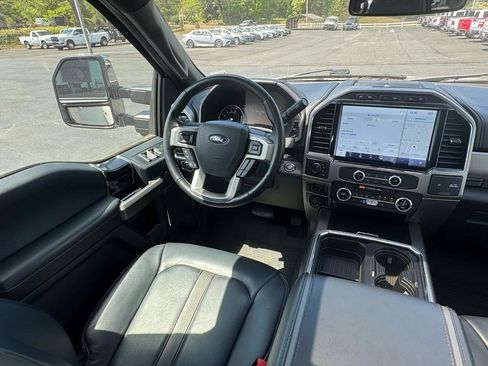 Used 2022 Ford F450 Platinum w/ FX4 Off-Road Package image 24