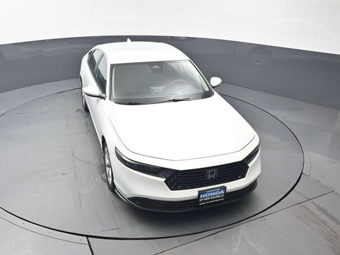 Used 2023 Honda Accord LX image 42